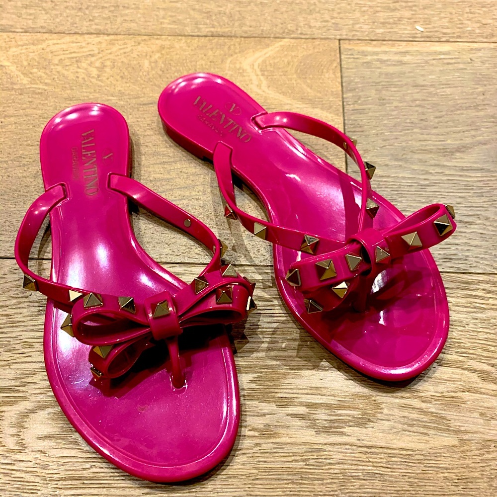 VALENTINO Rockstud Jelly Thong Sandals